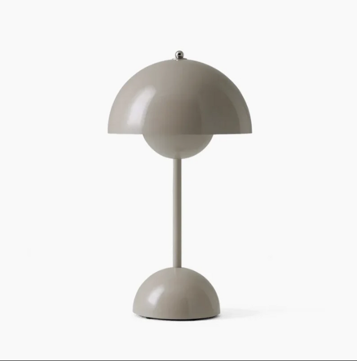 Touch Control Bordlampe i Skandinavisk Design med Justerbart Lys