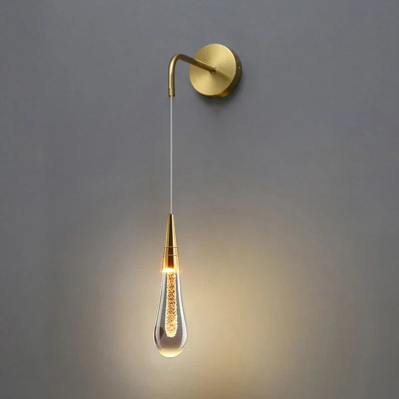Elegant Væglampe med Krystal Detaljer og LED Belysning