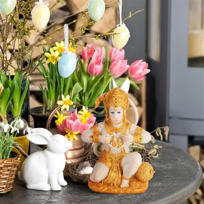 Elegant Resin Lord Hanuman Figurine i Guld