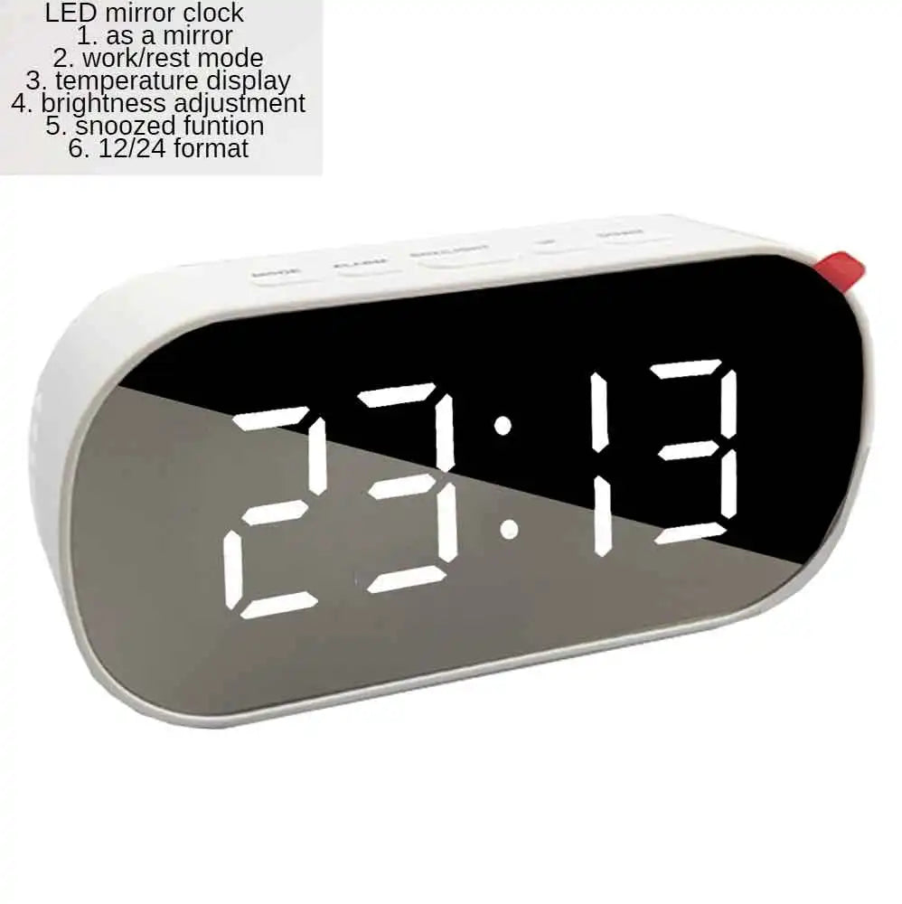 Buet LED Vækkeur med Snooze og Spejlfinish