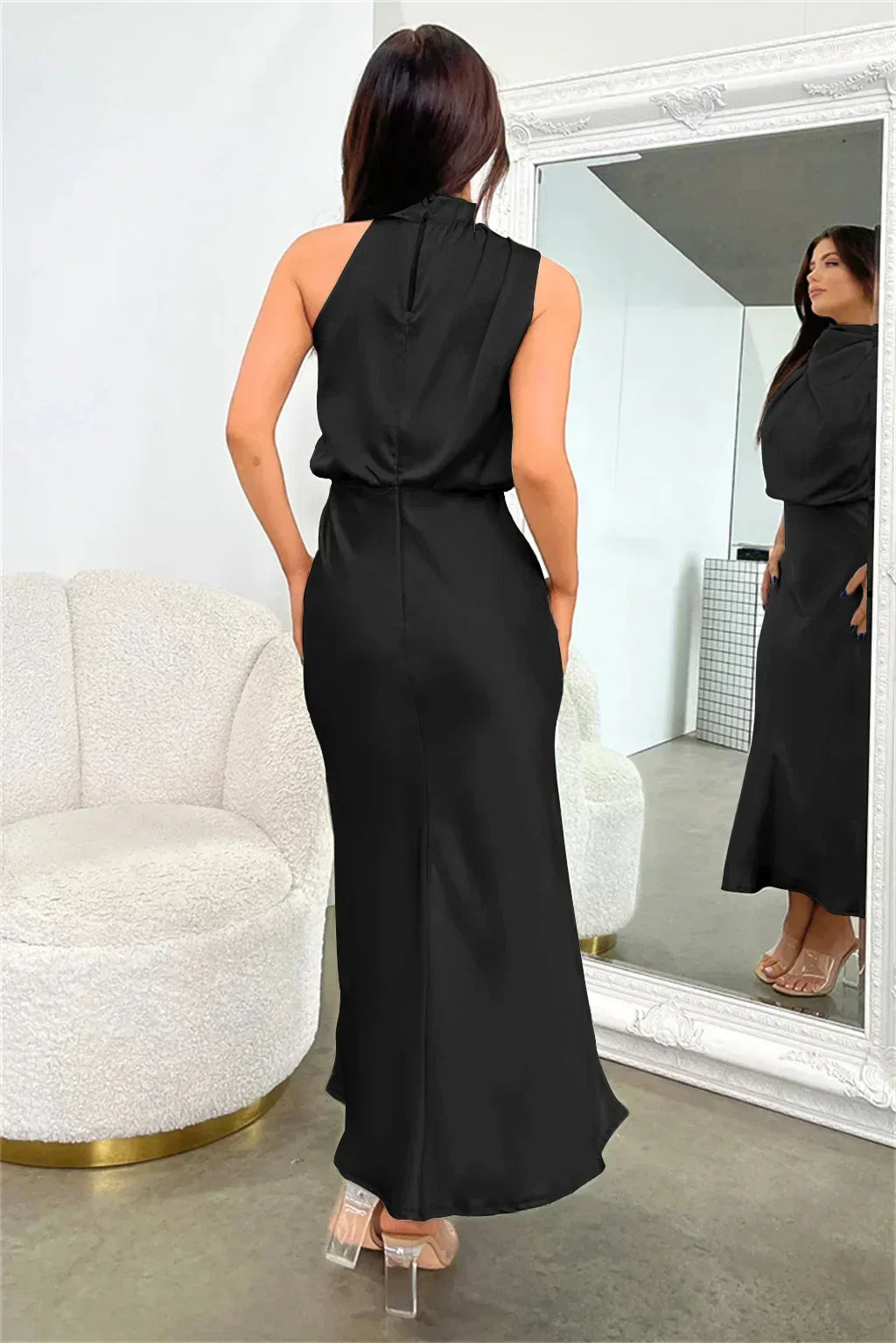 Mariana™ | Elegant Halterneck Aftenkjole