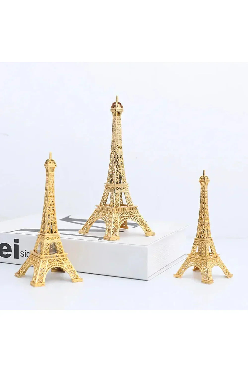 Elegant Metal Eiffel Tårn Figur 30,5 cm