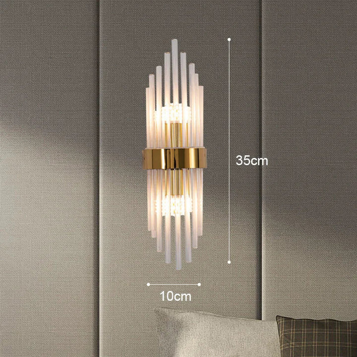 Elegant Guld LED Væglampe med Blød Belysning