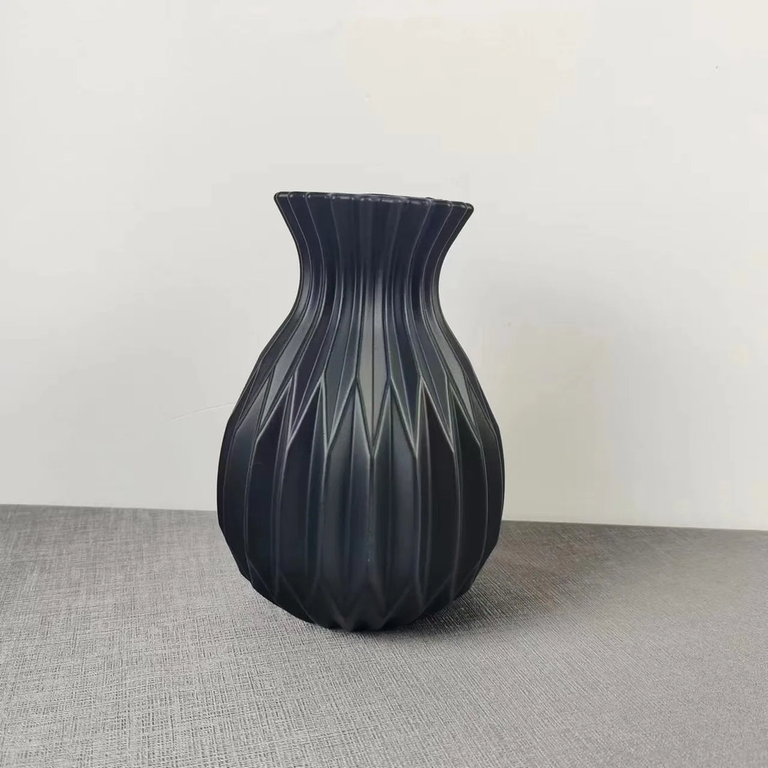 Moderne Plast Blomster Vase - 10 cm Nutidigt Design