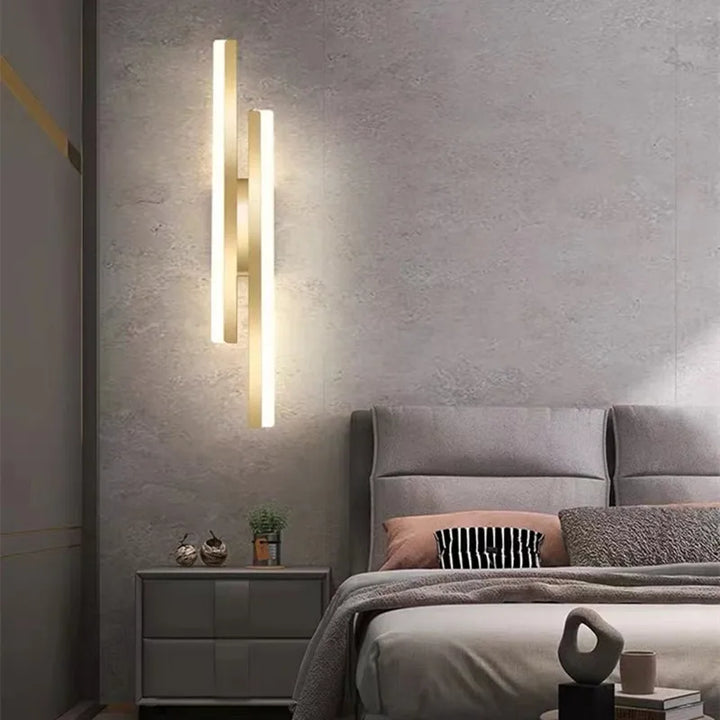 Elegant LED Væglampe i Akryl og Metal
