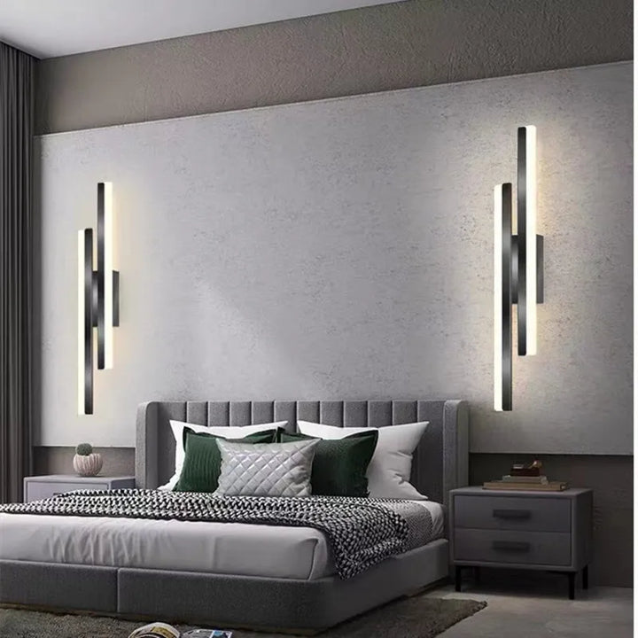 Elegant LED Væglampe i Akryl og Metal