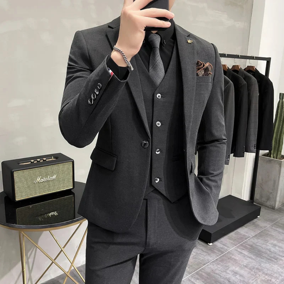 Slim-fit Tredelt Herresæt med Vest