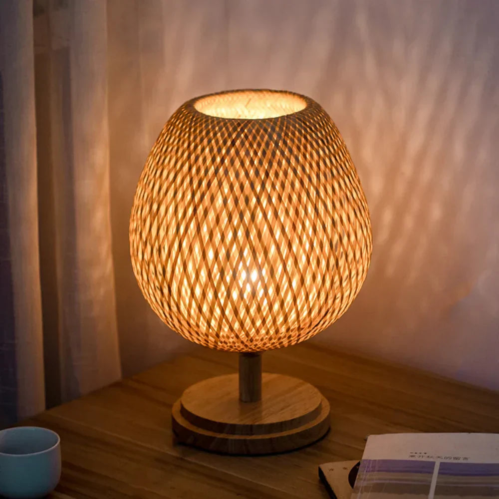 Dimmbar Rattan Bordlampe med Bambus Skærm