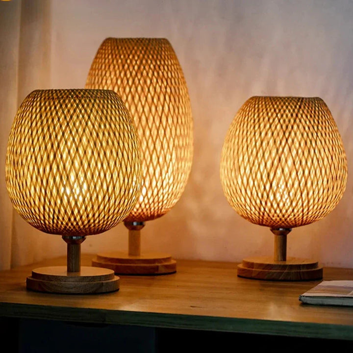 Dimmbar Rattan Bordlampe med Bambus Skærm