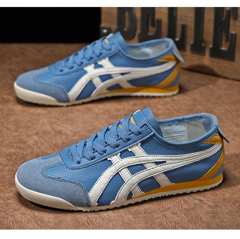Retro sneakers med ruskindsdetaljer og kontraststriber