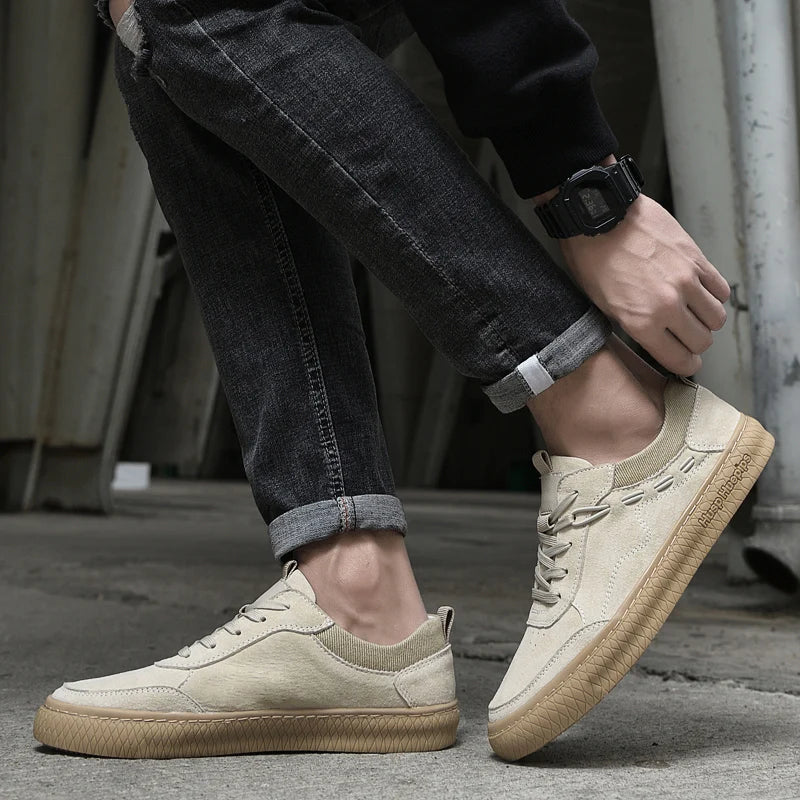 Casual herresneakers i ruskind-look