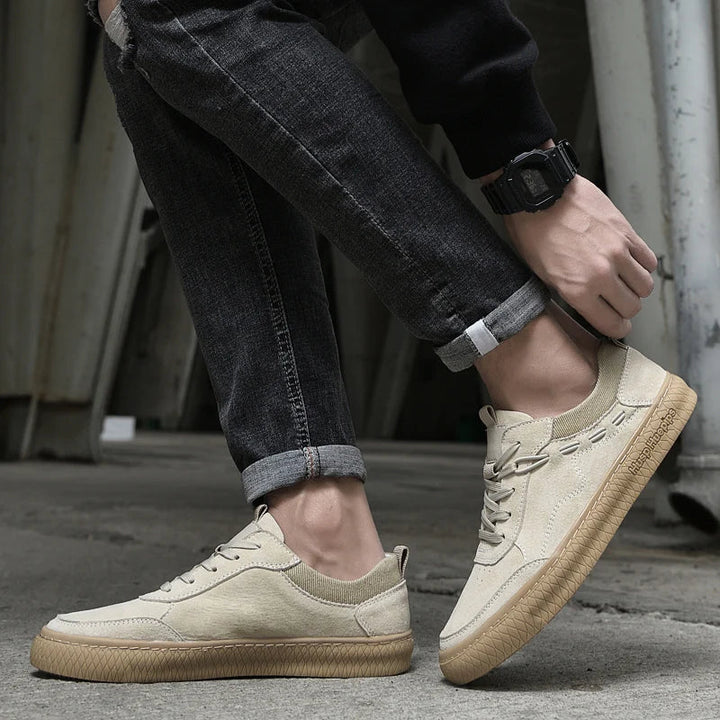 Casual herresneakers i ruskind-look