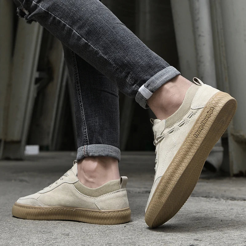 Casual herresneakers i ruskind-look