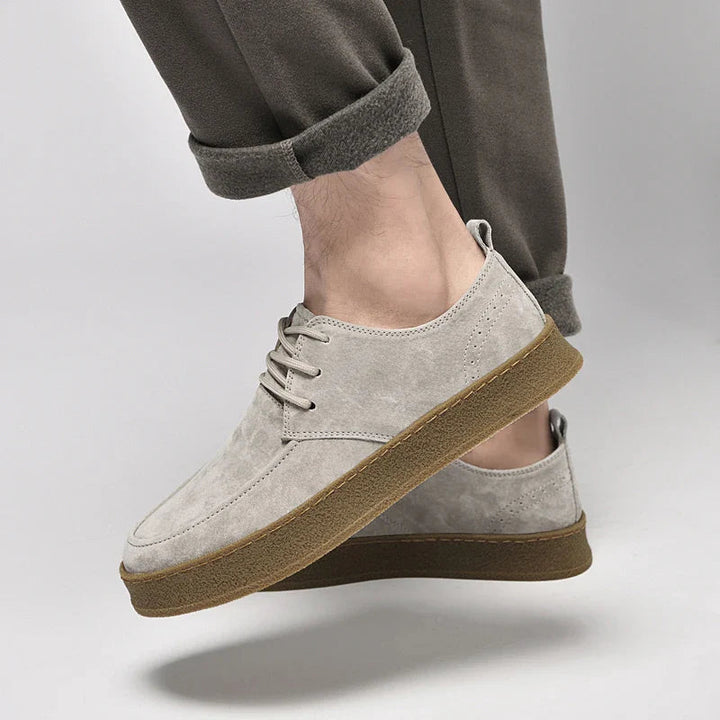Sneakers med skridsikker sål og komfortabel støtte