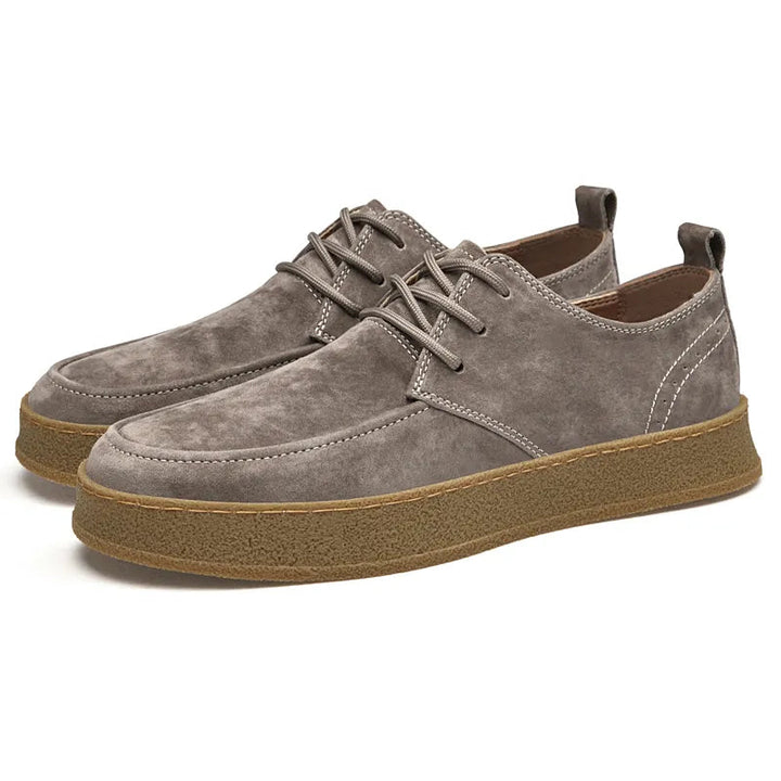 Sneakers med skridsikker sål og komfortabel støtte