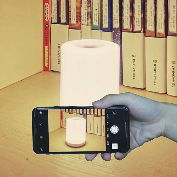 Genopladelig Berøringsfri Dæmpbar LED Bordlampe med USB-Port