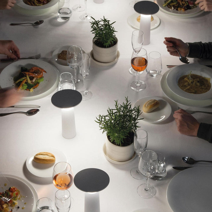 Dæmpbar Touch Sensor Bordlampe med 360° Rotation og Genopladeligt Batteri
