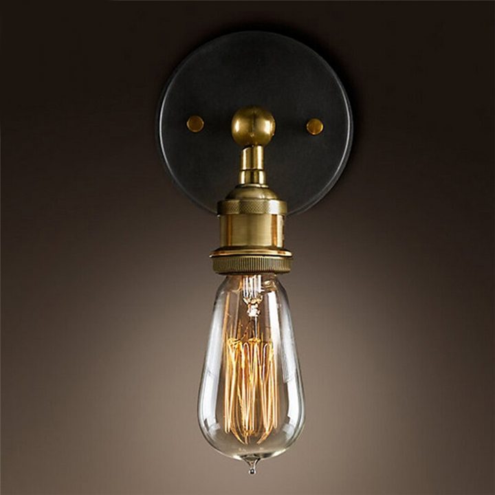 Moderne Messing Væglampe med Rustik Charme