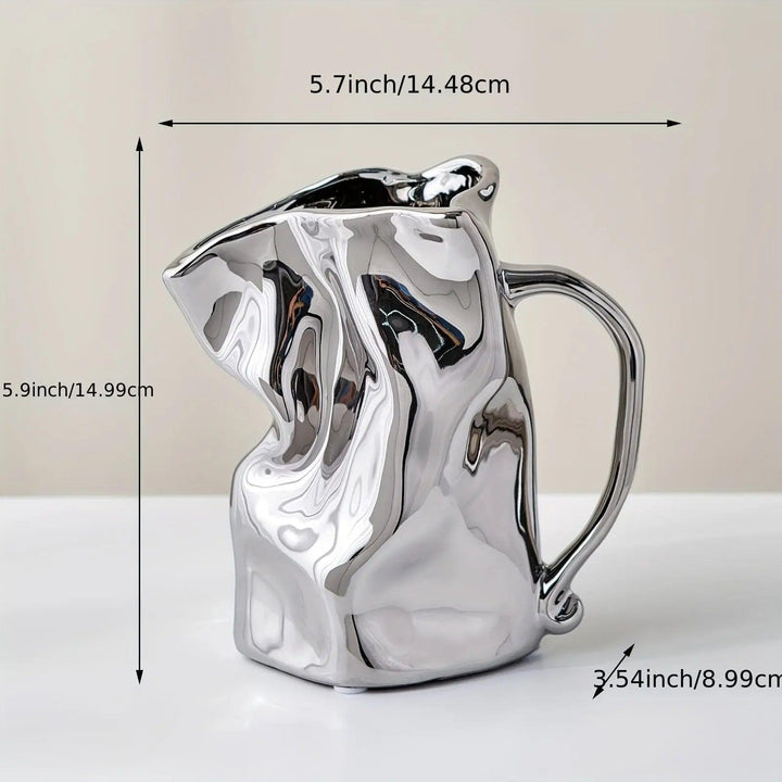 Moderne Hvid Keramisk Vase med Minimalistisk Design