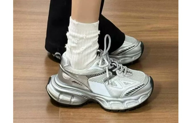Sporty Sneakers med Mesh og Stødabsorberende Såler