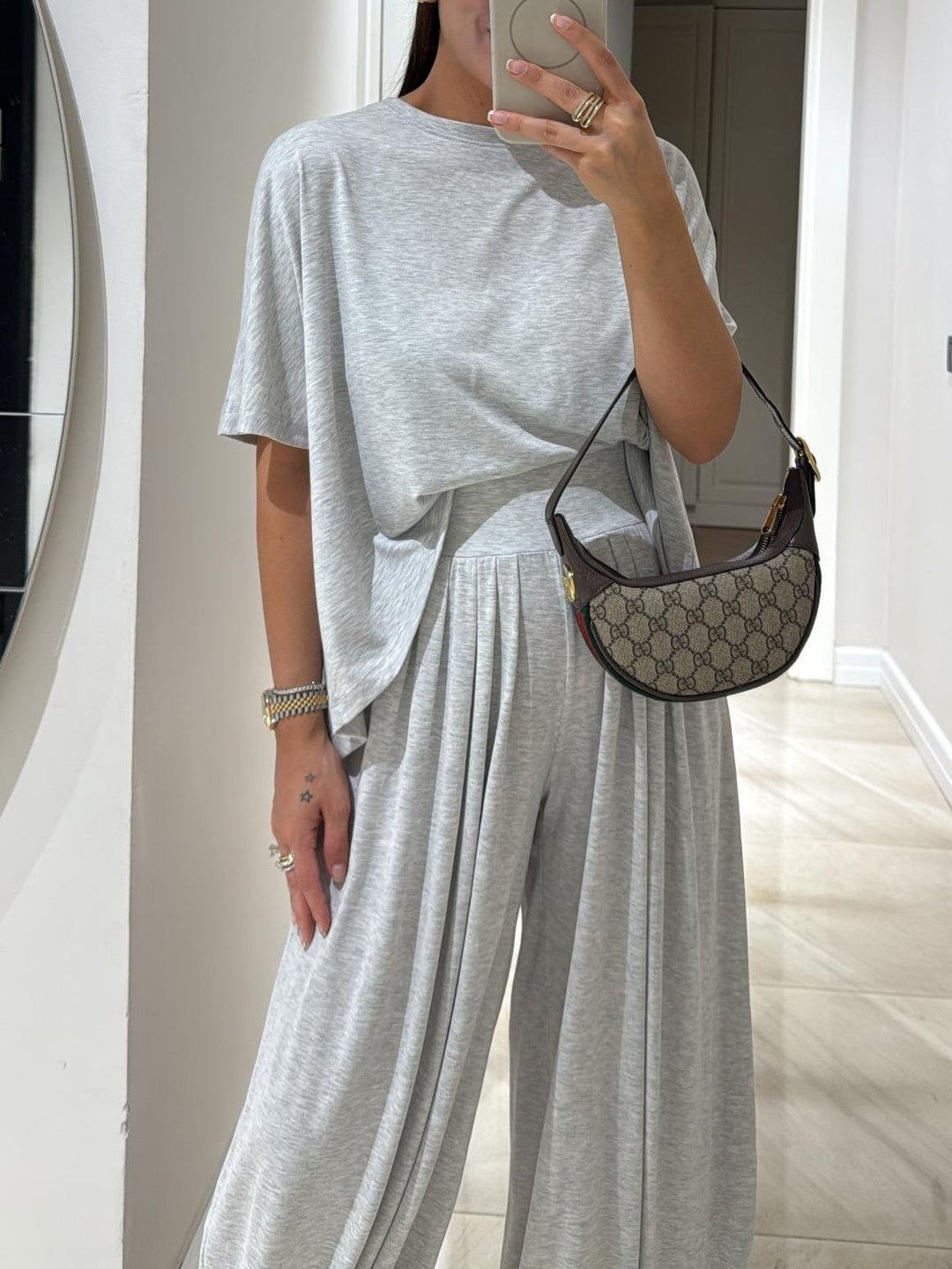Leanne™ | Casual Top & Bredbenede Bukser Sæt