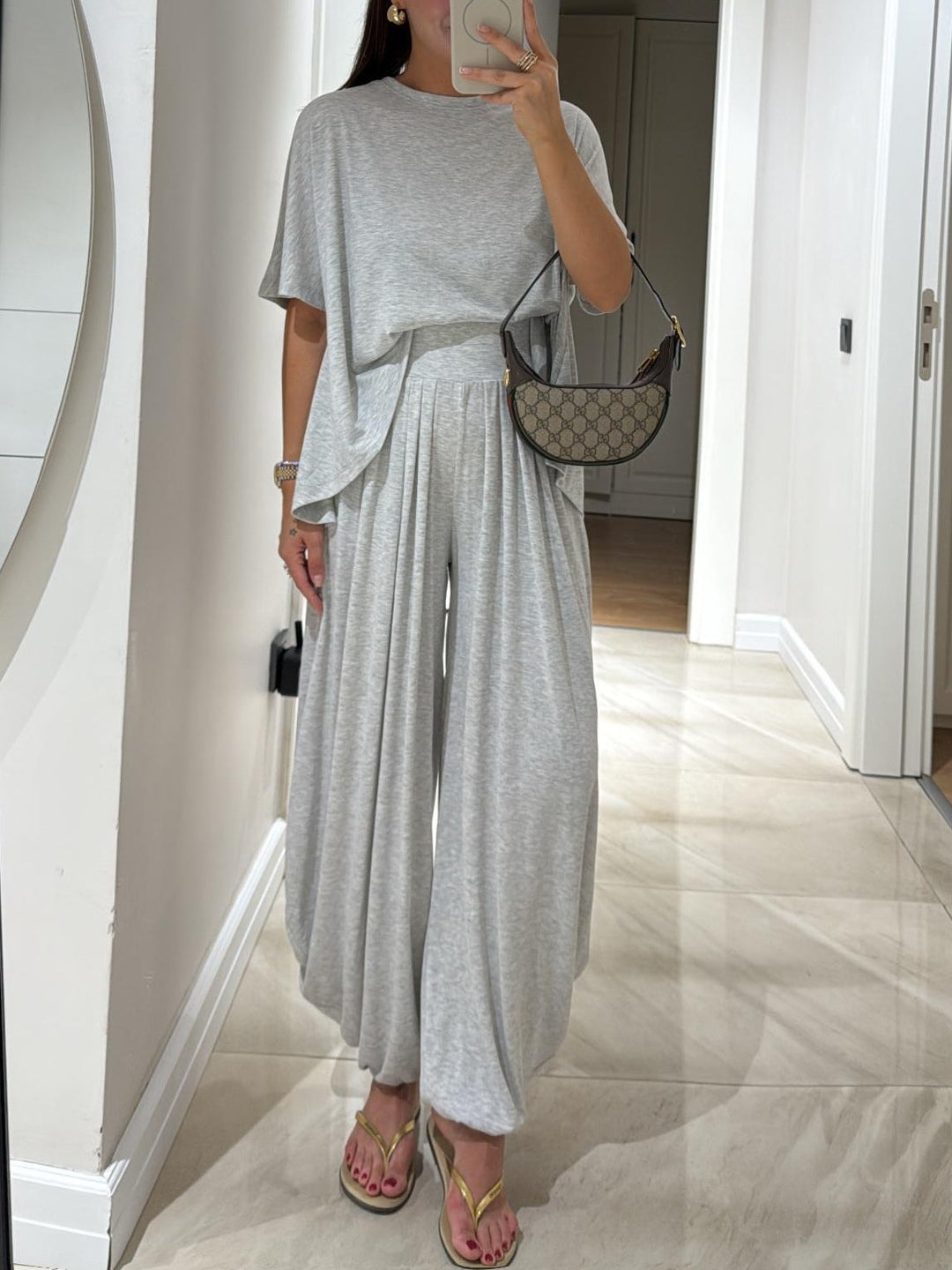 Leanne™ | Casual Top & Bredbenede Bukser Sæt