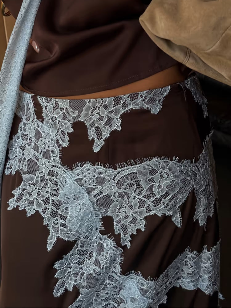 Mabel™ | Elegant Blonde Panel Top & Skirt Sæt