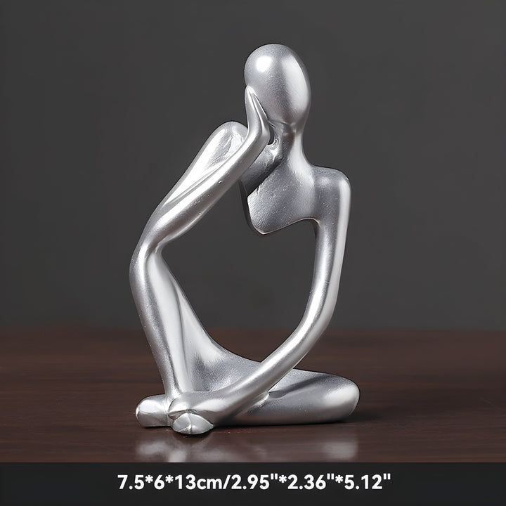 Sandfarvet Abstrakt Yoga Skulptur i Skandinavisk Design