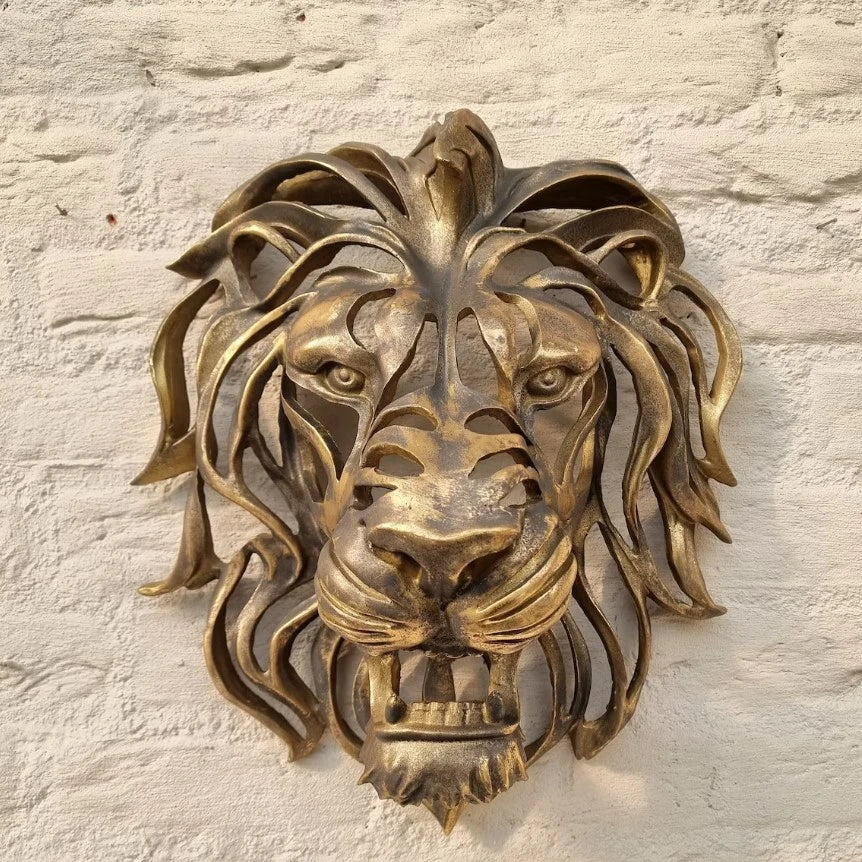 Løvehoved Vægskulptur i Harpiks med Realistisk Design