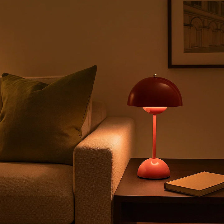 Touch Control Bordlampe i Skandinavisk Design med Justerbart Lys
