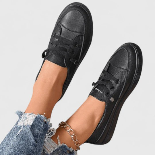Julia | Damernes Forårs Klassiske Snørresneakers