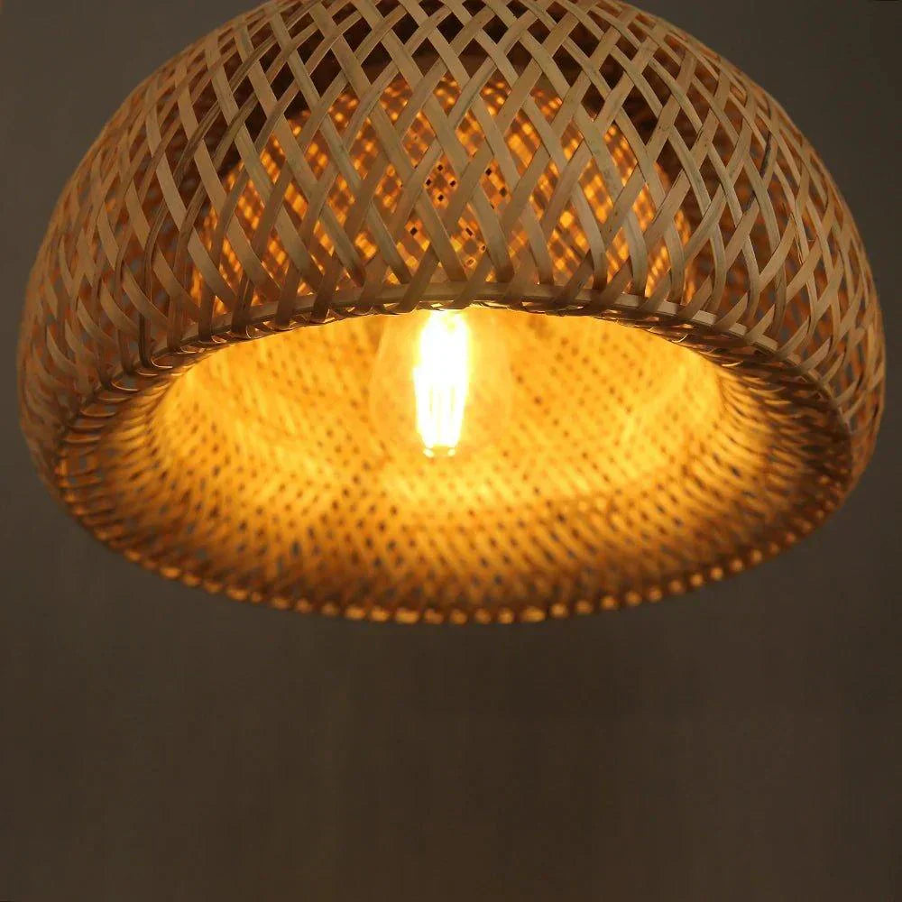 Håndlavet Bambus Loftlampe med Rattan Design