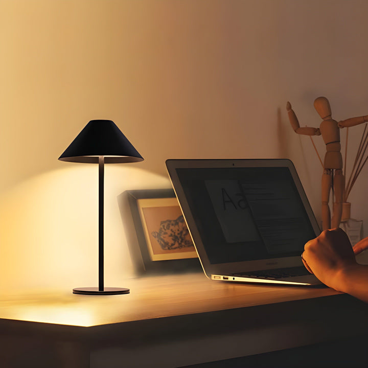 Minimalistisk Dæmpbar Touch Bordlampe - Vandtæt Genopladelig Designlampe