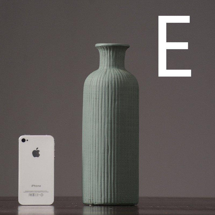 Minimalistisk Keramisk Blomsterkrukke i Mørk Beige og Lys Grå
