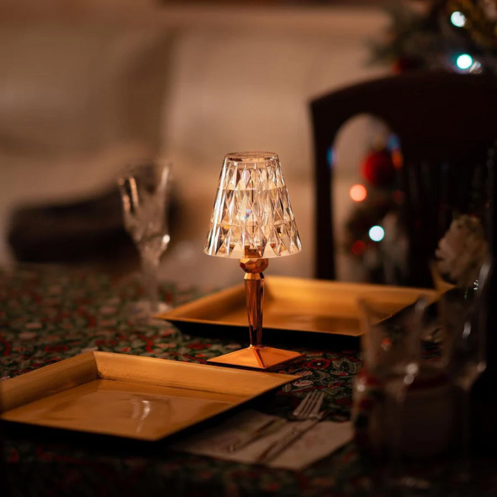 Elegant Krystal Bordlampe med Varm Ambient Belysning
