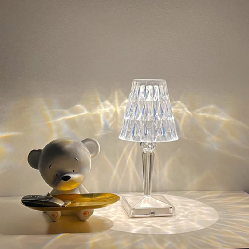 Elegant Krystal Bordlampe med Varm Ambient Belysning