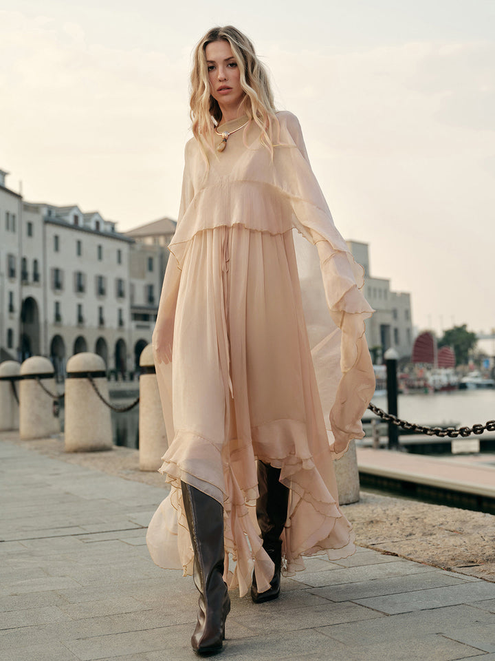 Seraphina | Kvinders Chiffon Lagdelt Maxi Kjole med Kapærmer