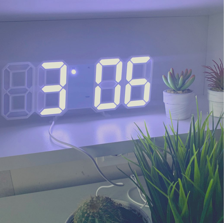 Digitalt LED Vækkeur med Temperatur og Dato Display