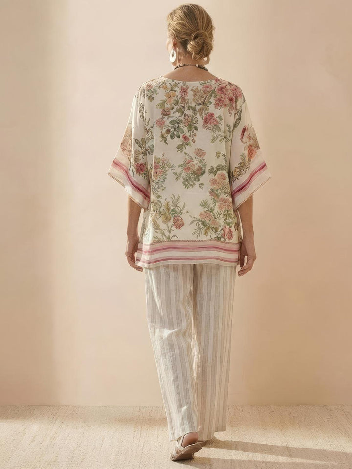 Paloma | Kvinders Casual Stribede Bukser med Bred Ben og T-shirt To-delt Sæt