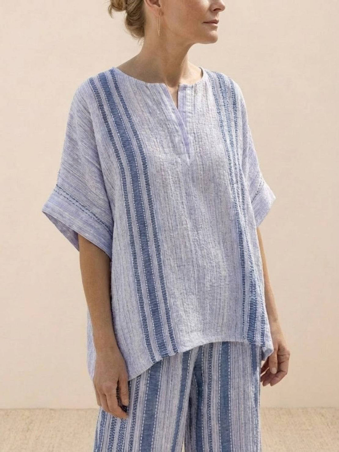 Paloma | Kvinders Casual Stribede Bukser med Bred Ben og T-shirt To-delt Sæt