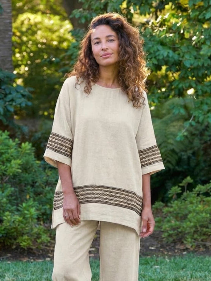 Paloma | Kvinders afslappede stribede bukser med bred ben og t-shirt to-delt sæt