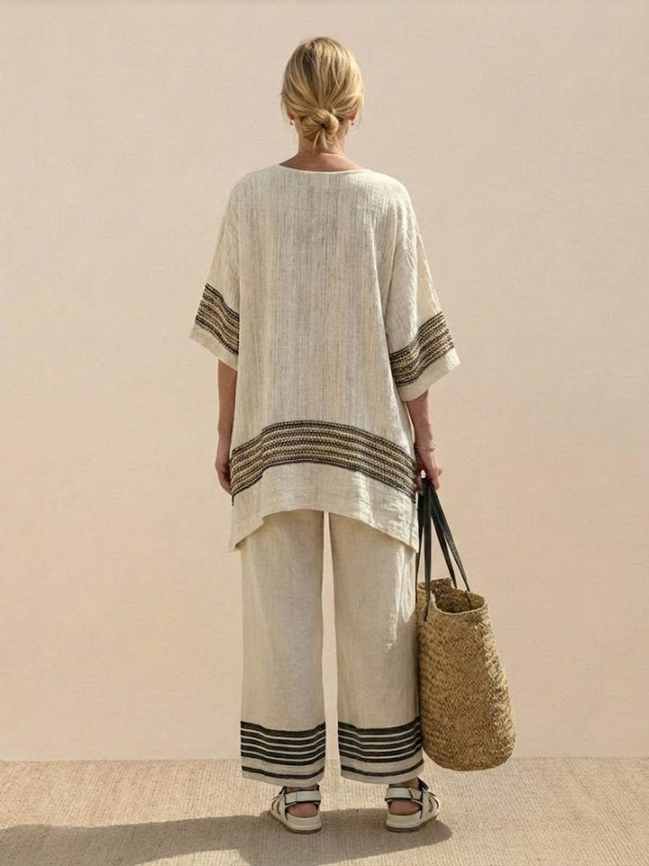 Paloma | Kvinders afslappede stribede bukser med bred ben og t-shirt to-delt sæt