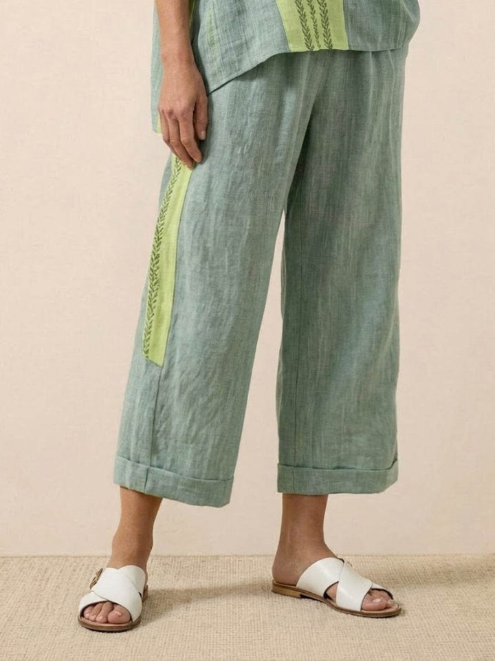 Paloma | Kvinders afslappede stribede bukser med bred ben og t-shirt to-delt sæt