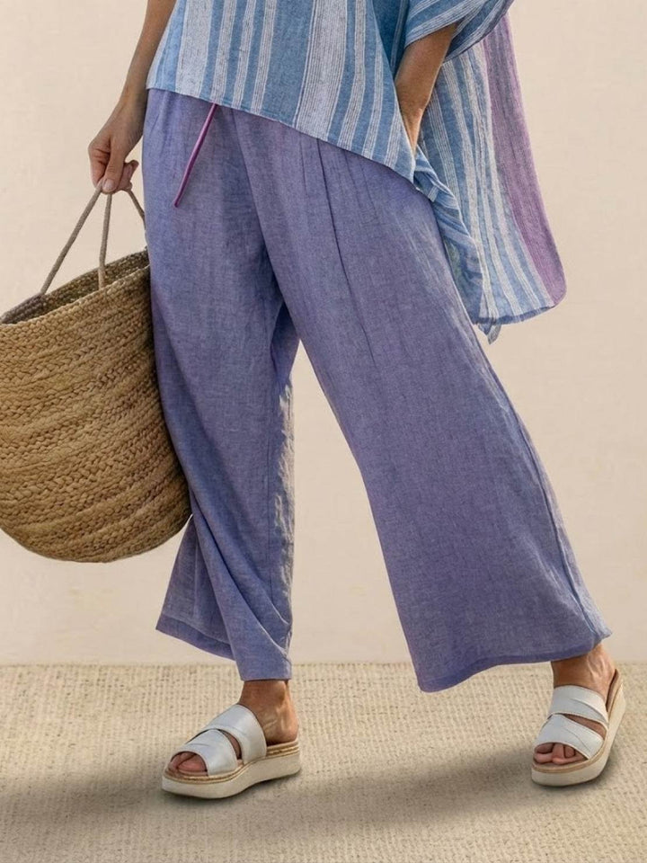 Paloma | Kvinders afslappede stribede bukser med bred ben og t-shirt to-delt sæt