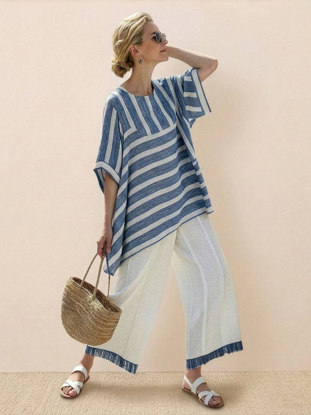 Paloma | Kvinders afslappede stribede bukser med bred ben og t-shirt to-delt sæt