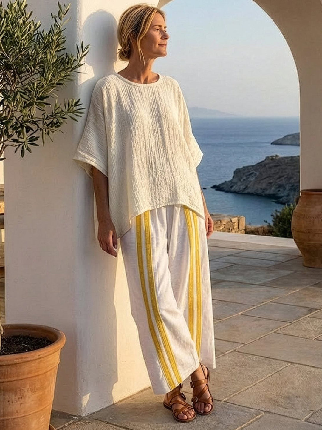 Paloma | Kvinders Casual Stribede Bukser med Bred Ben og T-shirt To-delt Sæt