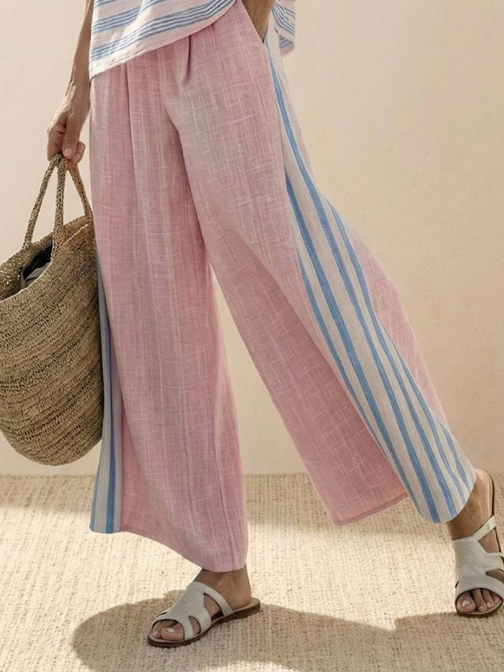 Paloma | Kvinders afslappede stribede bukser med bred ben og t-shirt to-delt sæt