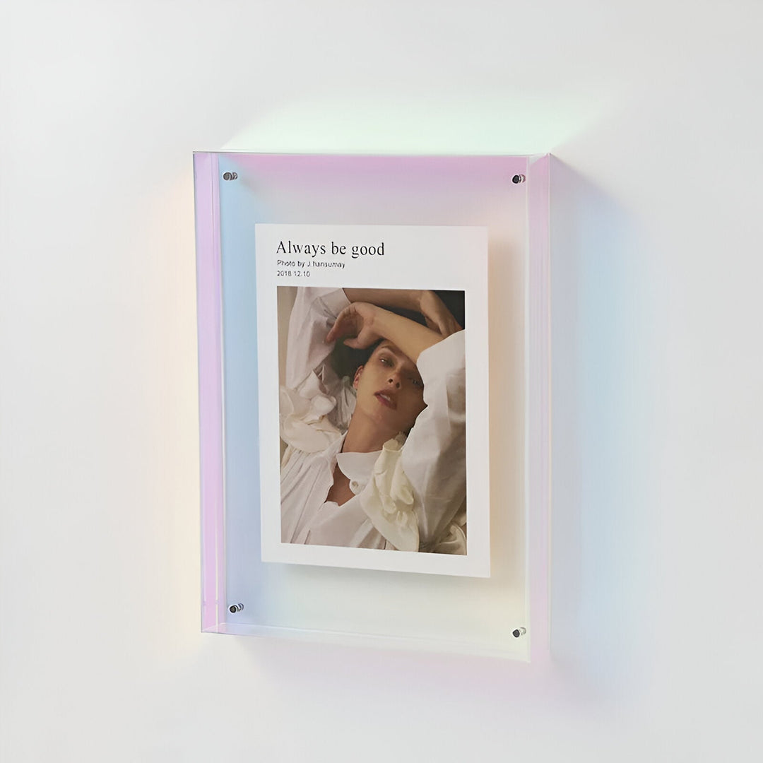 Transparent Akryl Foto Ramme i Minimalistisk Design