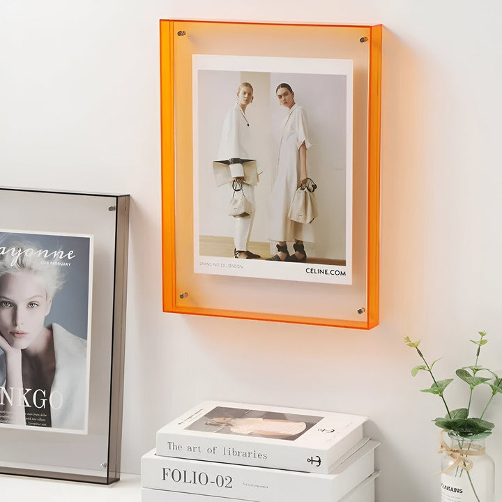 Transparent Akryl Foto Ramme i Minimalistisk Design