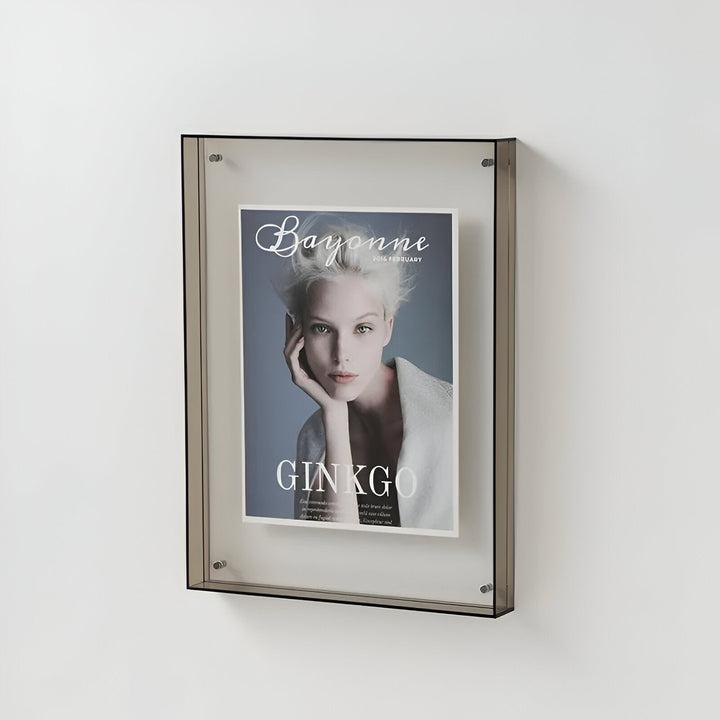 Transparent Akryl Foto Ramme i Minimalistisk Design